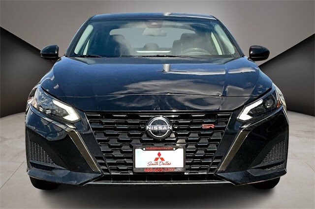 2023 Nissan Altima 2.5 SR photo 3