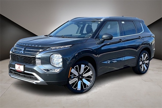 2025 Mitsubishi Outlander SEL's photo