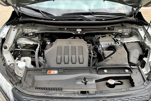 2025 Mitsubishi Eclipse Cross Black Edition - Photo 12