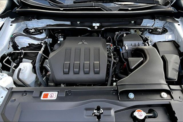 2025 Mitsubishi Eclipse Cross SE - Photo 30