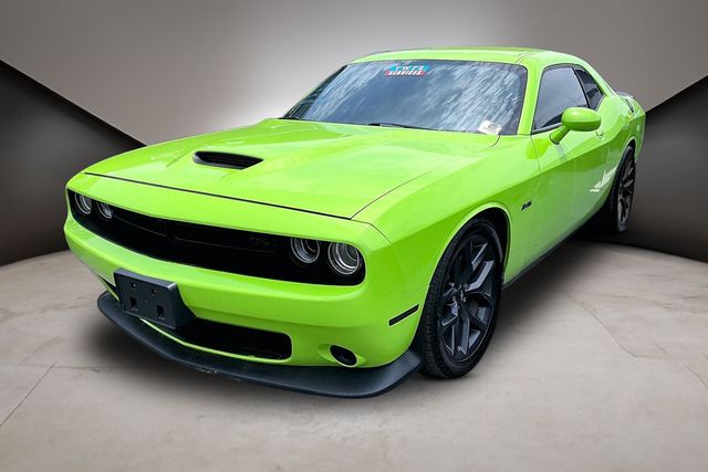 2023 Dodge Challenger R/T's photo