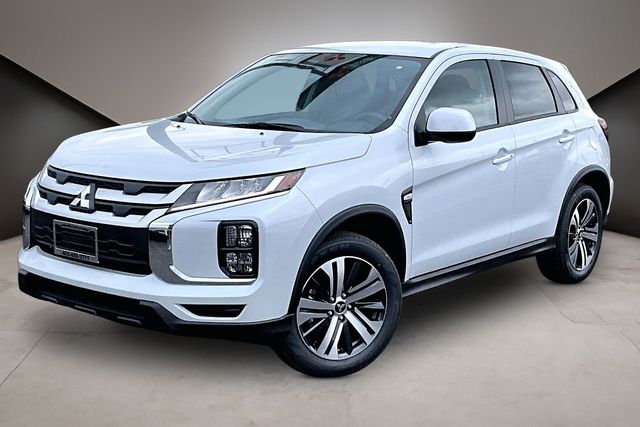 2026 Mitsubishi Outlander Sport 2.0 ES AWC CVT's photo