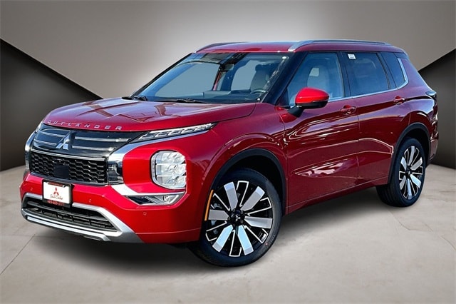 2025 Mitsubishi Outlander SEL's photo