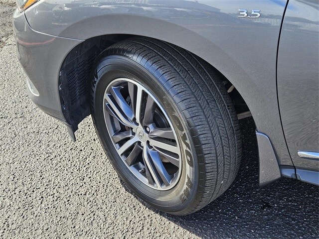 2019 Infiniti QX60 Luxe photo 4