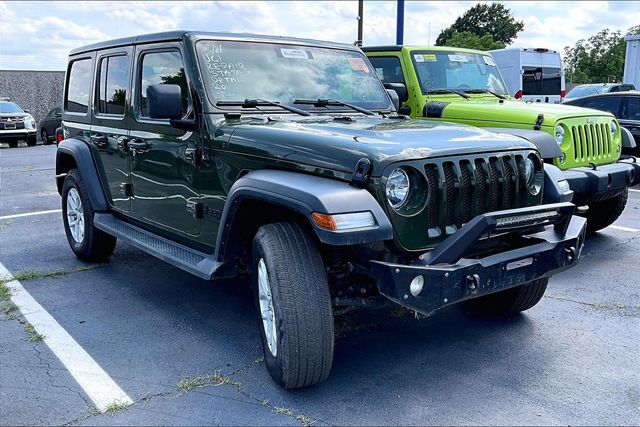 2023 Jeep Wrangler Sport S's photo