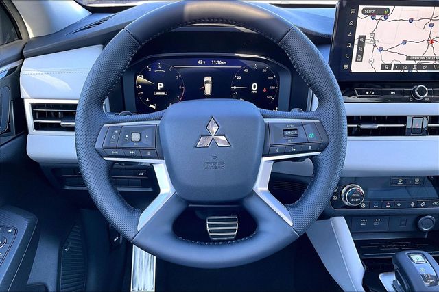 2026 Mitsubishi Outlander SEL - Photo 10