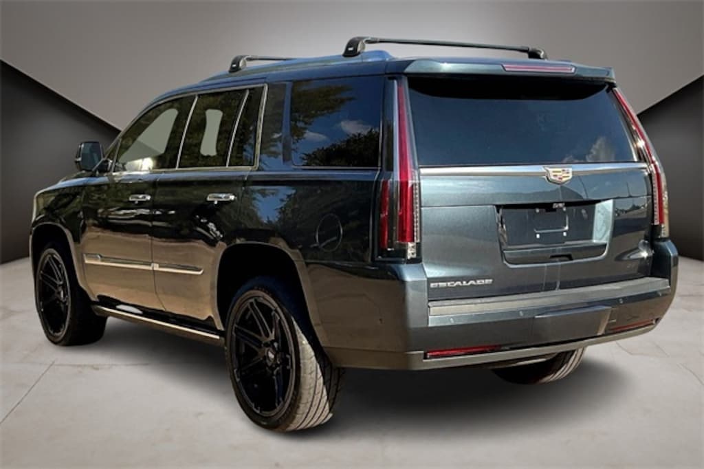 Used 2019 Cadillac Escalade Premium Luxury SUV