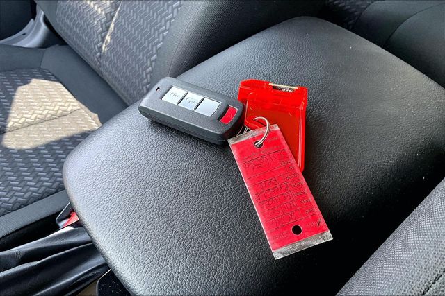 2026 Mitsubishi Eclipse Cross LE - Photo 36