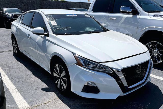 2022 Nissan Altima SV