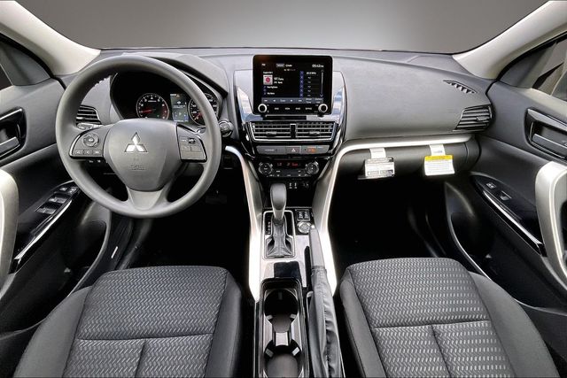 2026 Mitsubishi Eclipse Cross LE - Photo 7