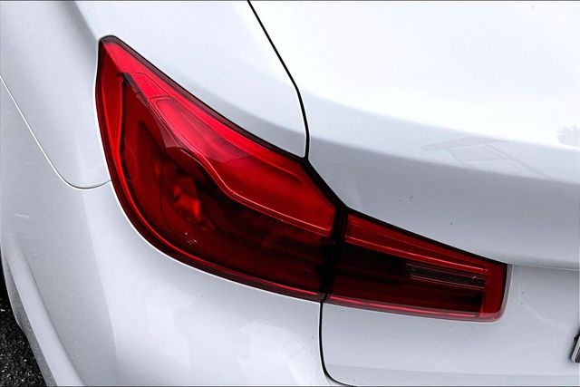 2017 BMW 5 Series 530i - Photo 20