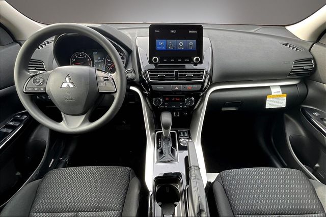 2026 Mitsubishi Eclipse Cross LE - Photo 5