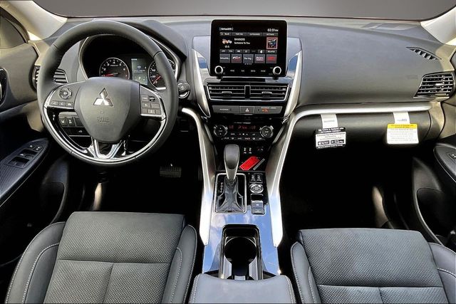 2025 Mitsubishi Eclipse Cross SE - Photo 7