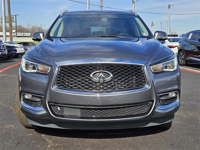 2019 Infiniti QX60 Luxe photo 3