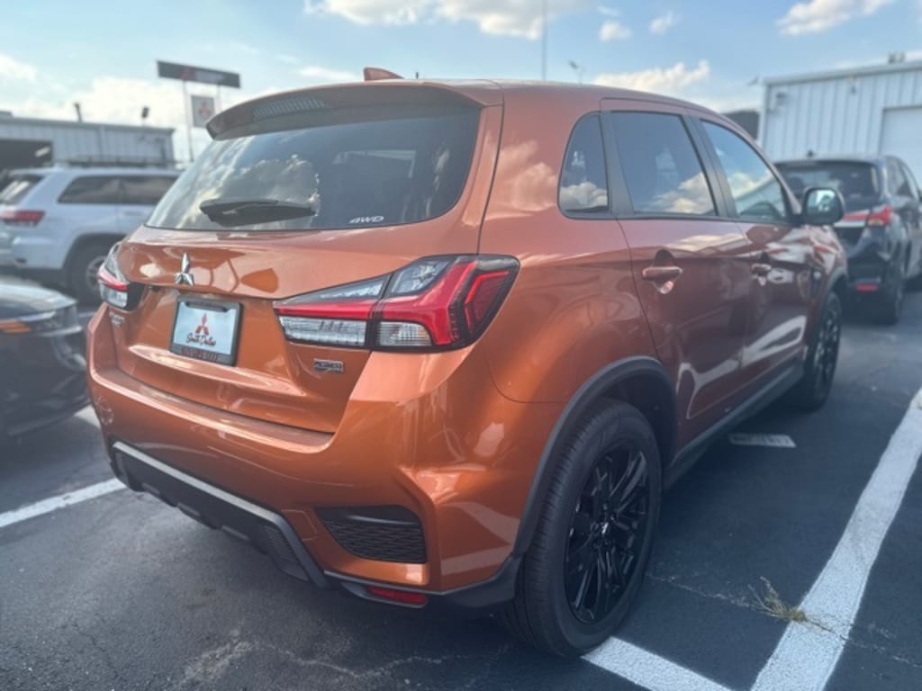 New 2025 Mitsubishi Outlander Sport 2.0 LE SUV