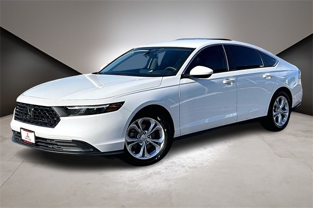 2024 Honda Accord LX's photo