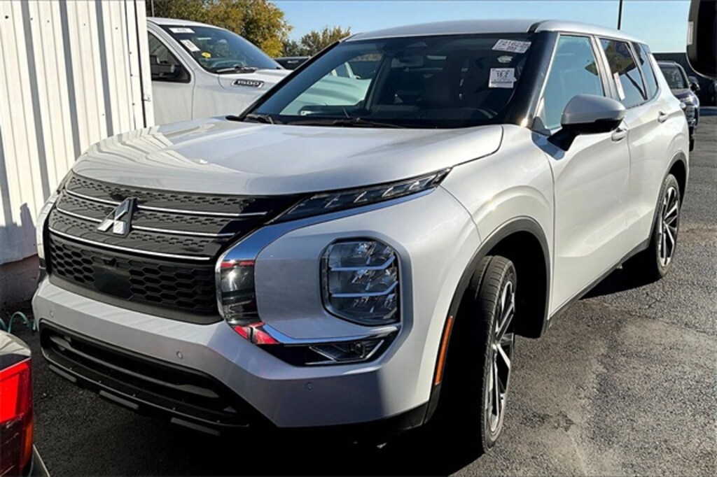Certified 2024 Mitsubishi Outlander SE SUV