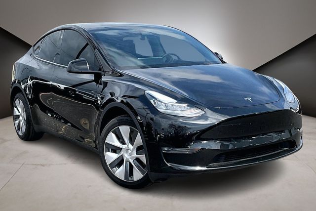 Used 2023 Tesla Model Y Long Range with VIN 7SAYGDEE0PA105076 for sale in Dallas, TX