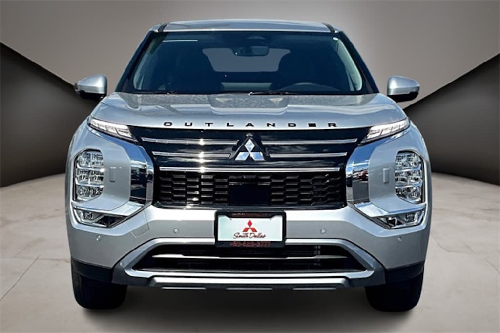 New 2025 Mitsubishi Outlander SE SUV