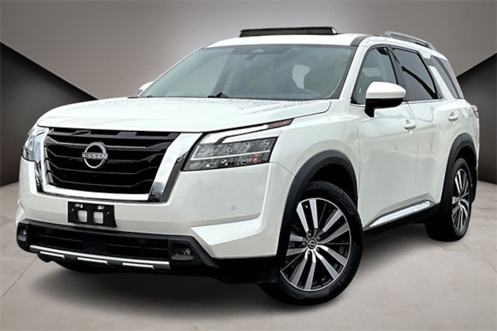 Used 2023 Nissan Pathfinder Platinum SUV