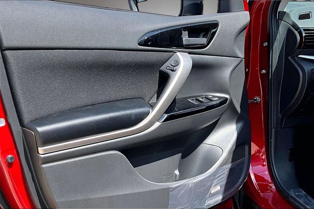 2026 Mitsubishi Eclipse Cross LE - Photo 20