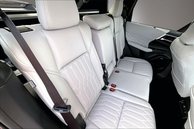 2026 Mitsubishi Outlander SEL - Photo 24