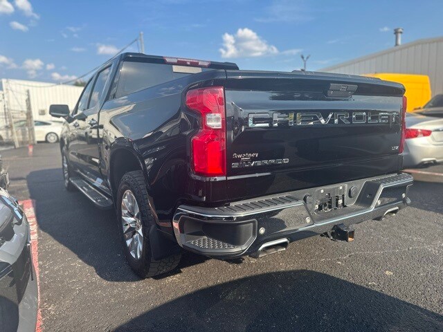 2019 Chevrolet Silverado 1500 LTZ photo 2