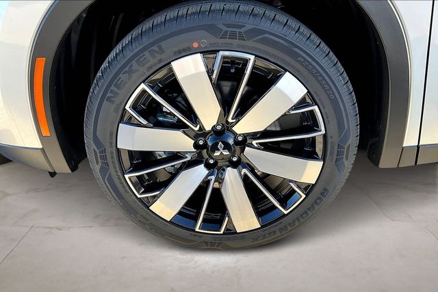 2026 Mitsubishi Outlander SE - Photo 13