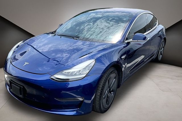 2018 Tesla Model 3 Long Range Dual Motor All-Wheel Drive's photo