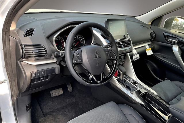 2025 Mitsubishi Eclipse Cross SE - Photo 17