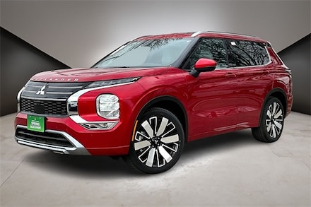 2025 Mitsubishi Outlander SEL SUV