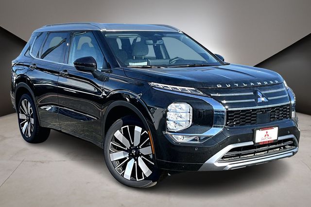 2025 Mitsubishi Outlander SEL Platinum Edition