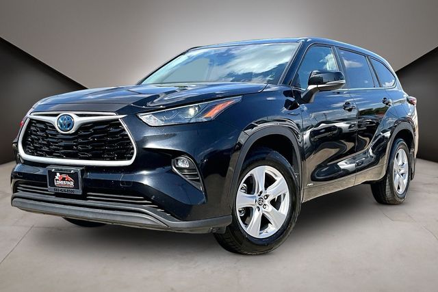 Used 2024 Toyota Highlander Hybrid LE