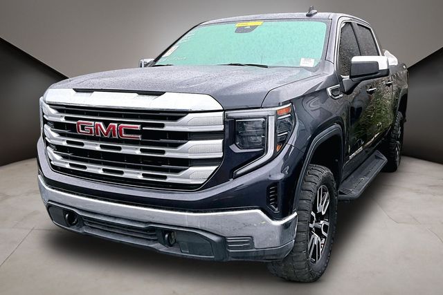 2023 GMC Sierra 4WD Crew Cab Short Box SLE's photo
