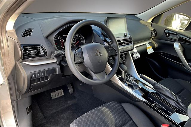 2026 Mitsubishi Eclipse Cross LE - Photo 17