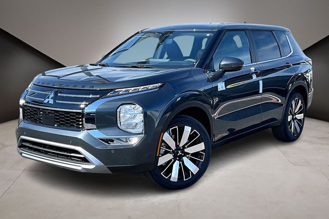 2026 Mitsubishi Outlander SE FWD's photo