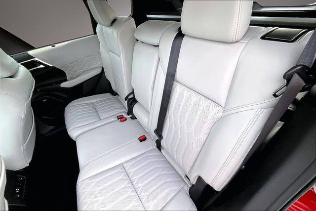 2026 Mitsubishi Outlander SEL - Photo 21