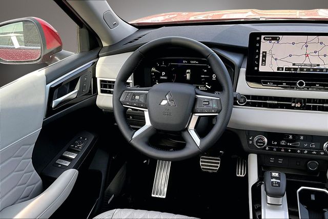 2026 Mitsubishi Outlander SEL - Photo 16