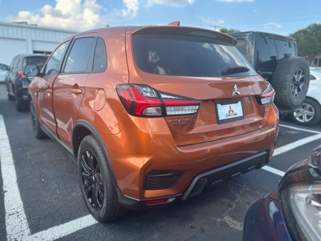 New 2025 Mitsubishi Outlander Sport 2.0 LE SUV