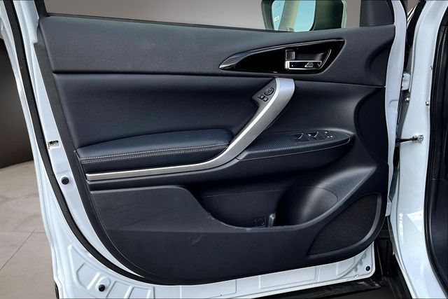 2025 Mitsubishi Eclipse Cross SE - Photo 20