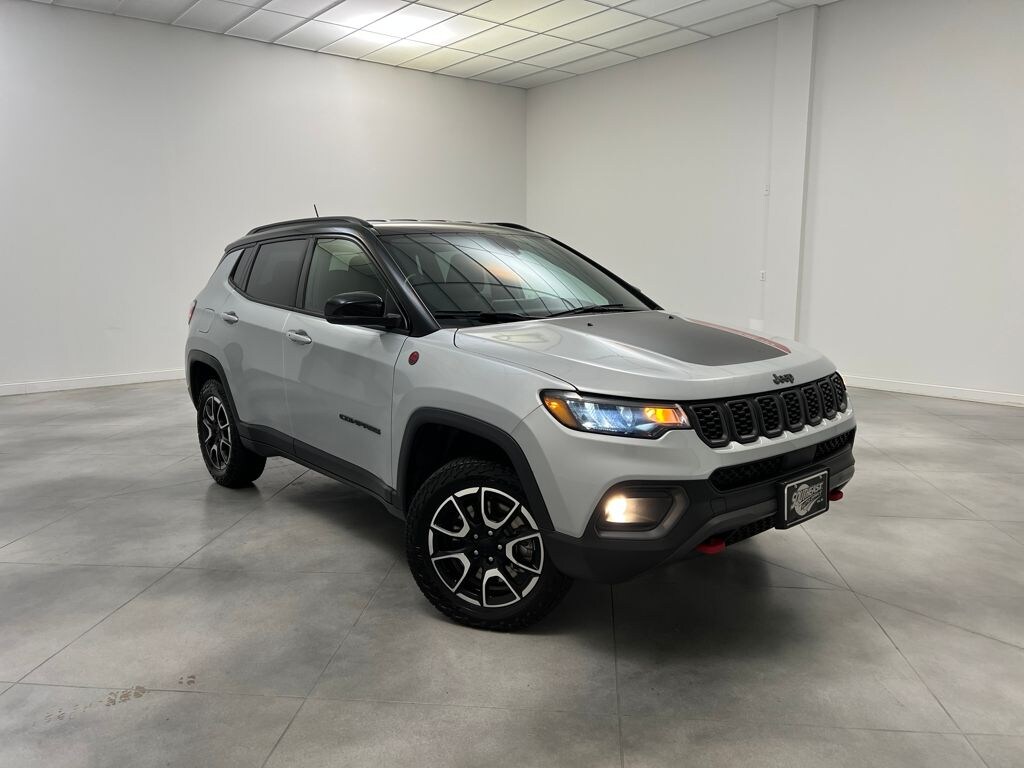 Used 2024 Jeep Compass Trailhawk SUV