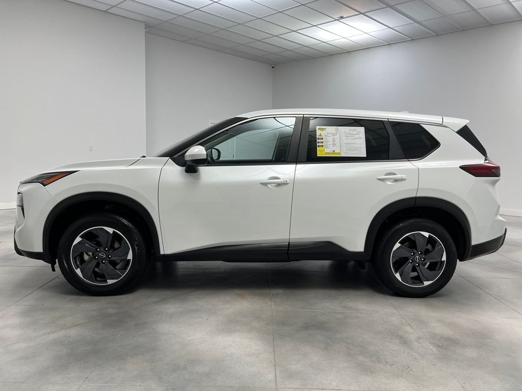 Used 2024 Nissan Rogue SV SUV
