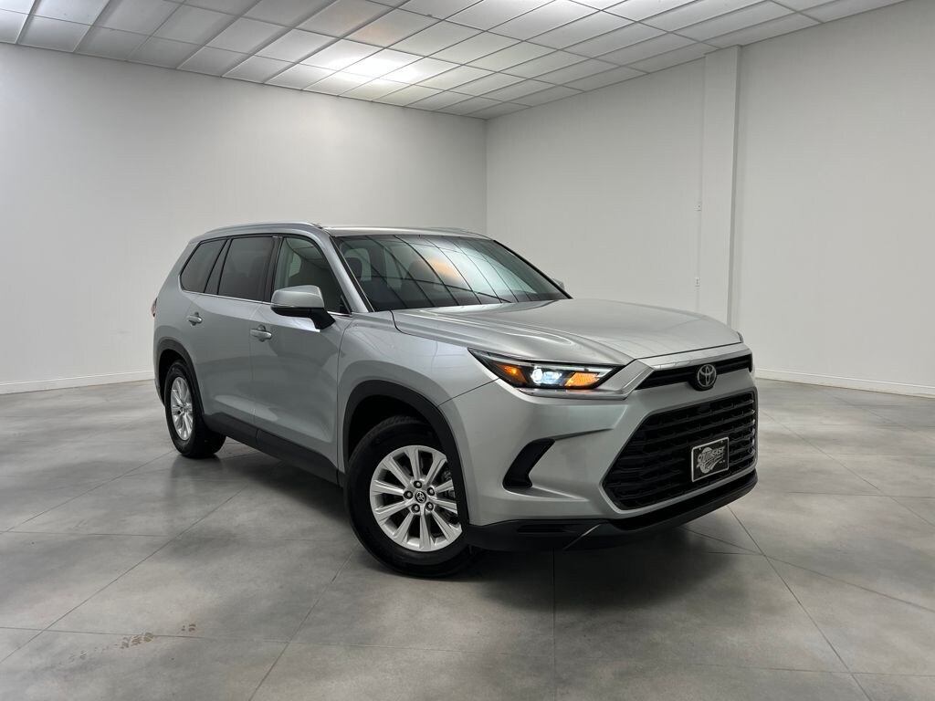 Used 2025 Toyota Grand Highlander XLE SUV
