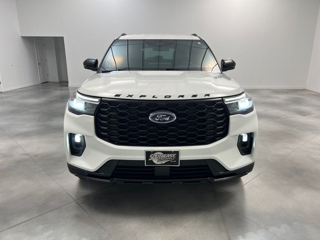 Used 2025 Ford Explorer ST-Line SUV
