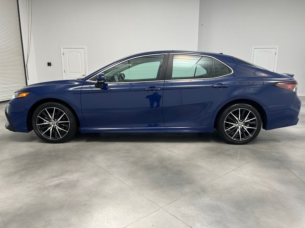 Used 2024 Toyota Camry SE Sedan