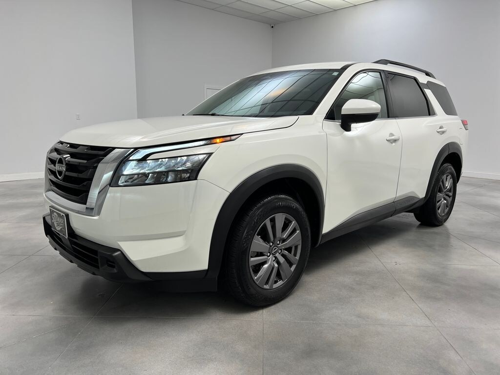Used 2025 Nissan Pathfinder SV SUV