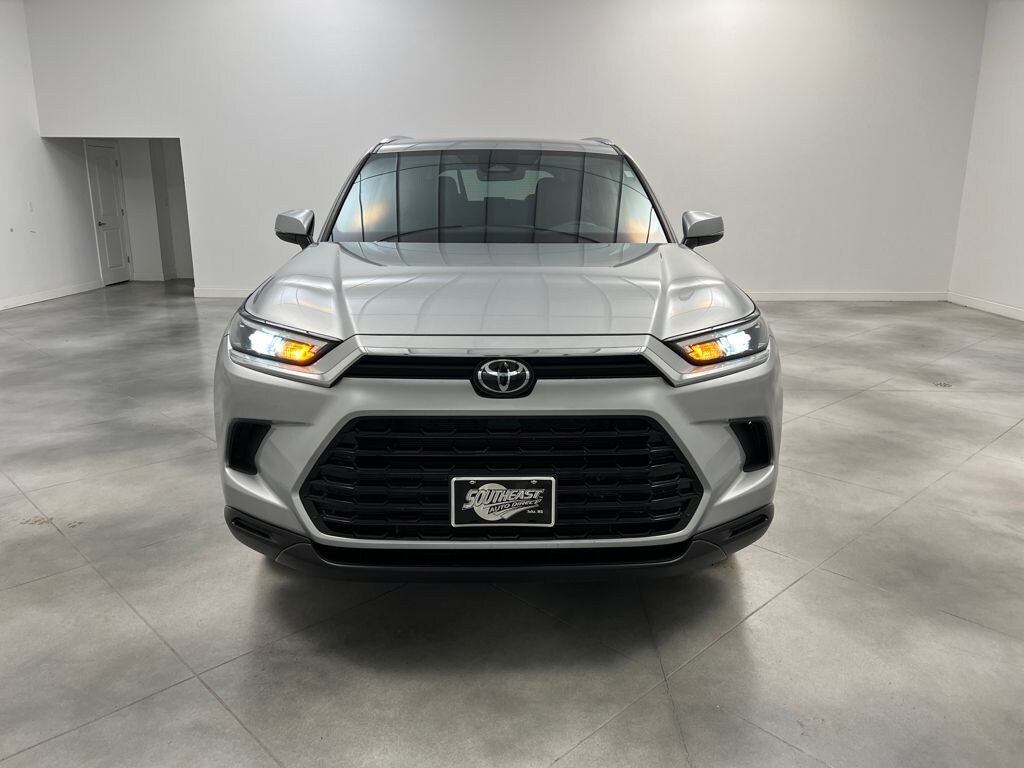 Used 2025 Toyota Grand Highlander XLE SUV