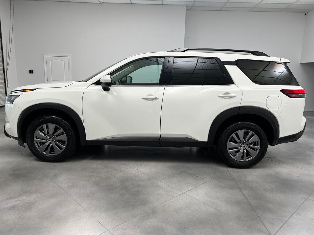 Used 2025 Nissan Pathfinder SV SUV