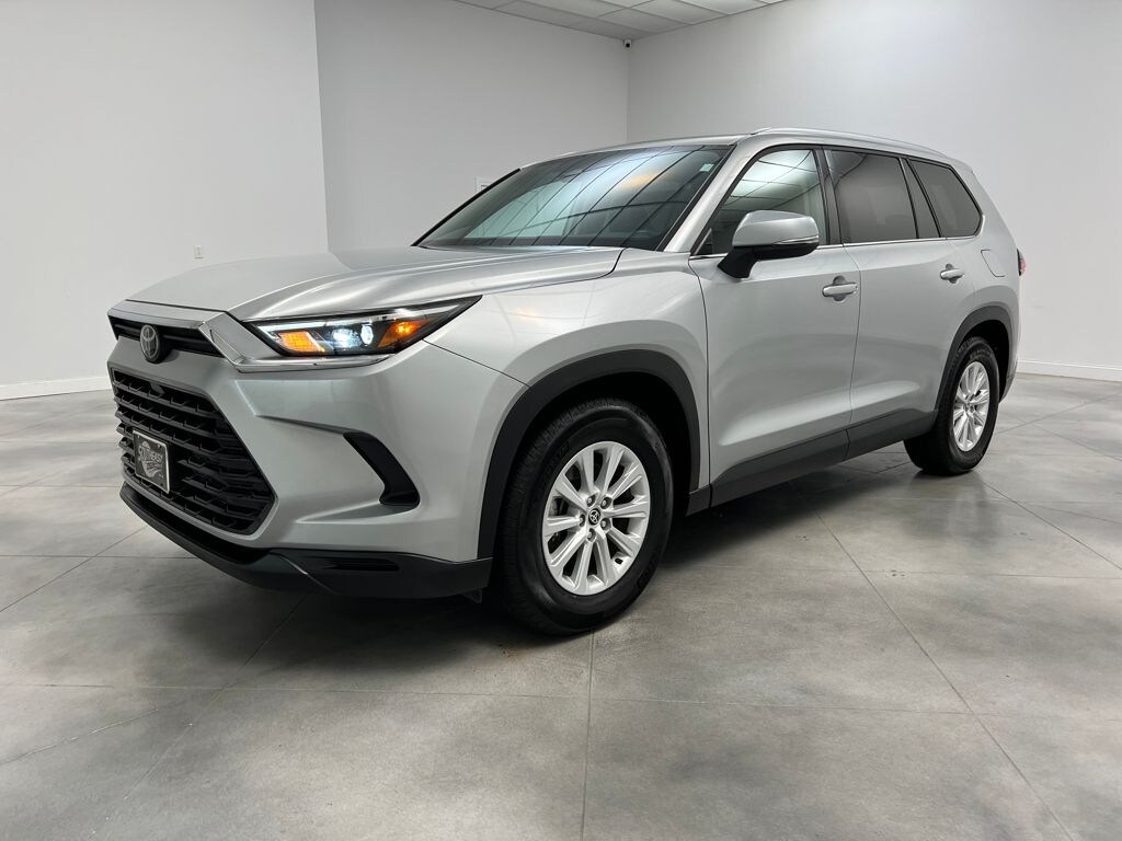 Used 2025 Toyota Grand Highlander XLE SUV