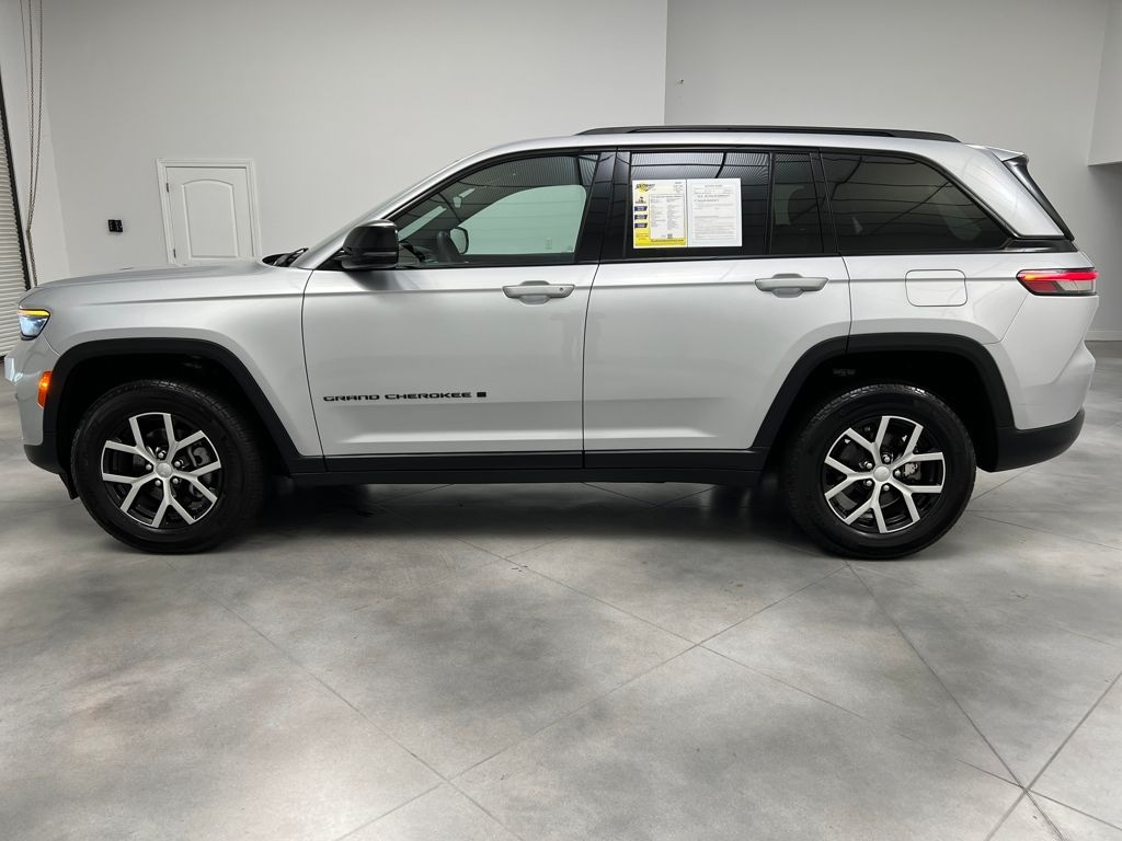 Used 2024 Jeep Grand Cherokee Altitude X SUV